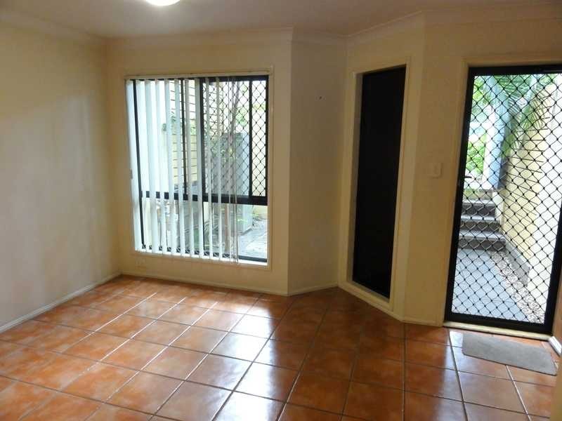 7/4 Cowlishaw Street, Newstead QLD 4006