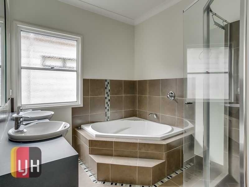 22 Armentieres Street, Kedron QLD 4031