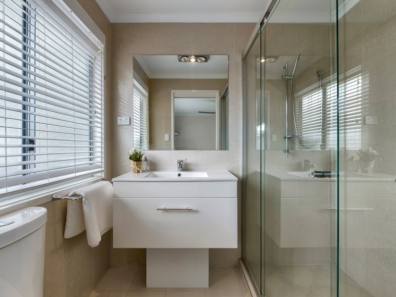 2/54 Gamelin Crescent, Stafford QLD 4053