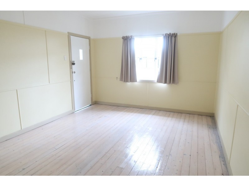 84 Wallace Street, Chermside QLD 4032