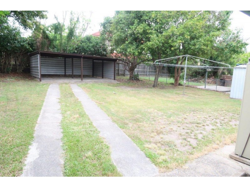 84 Wallace Street, Chermside QLD 4032