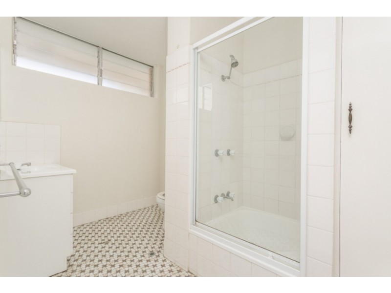 4/7 Thondley Street, Windsor QLD 4030