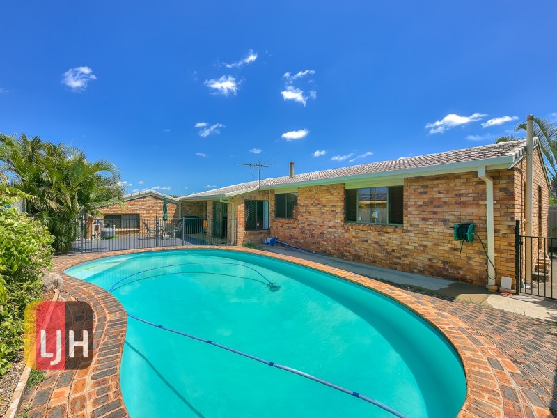 15 Falk Street, Stafford Heights QLD 4053