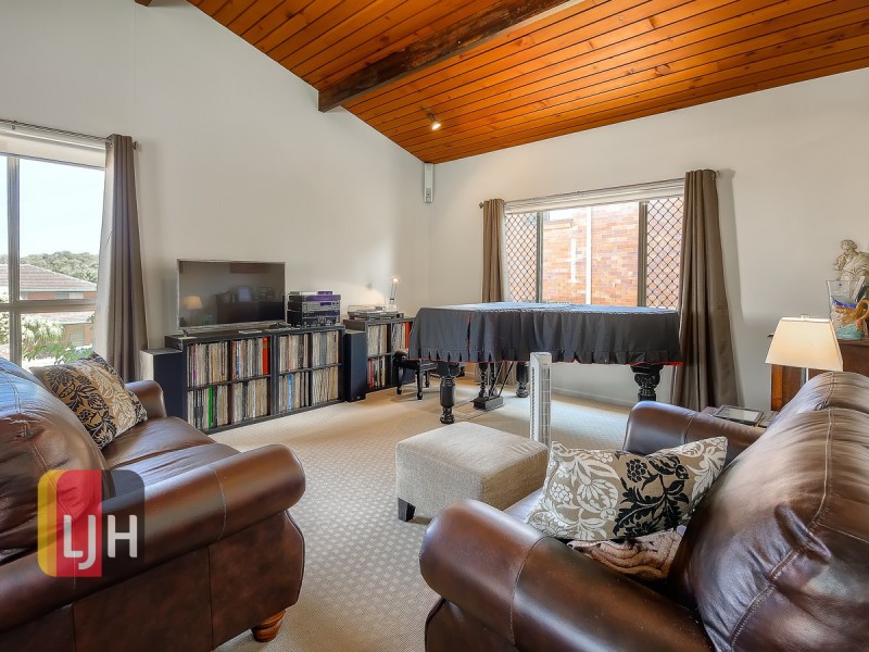 15 Falk Street, Stafford Heights QLD 4053