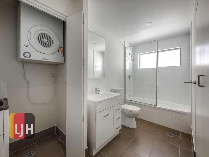 22/4 Lockhart Street, Woolloongabba QLD 4102