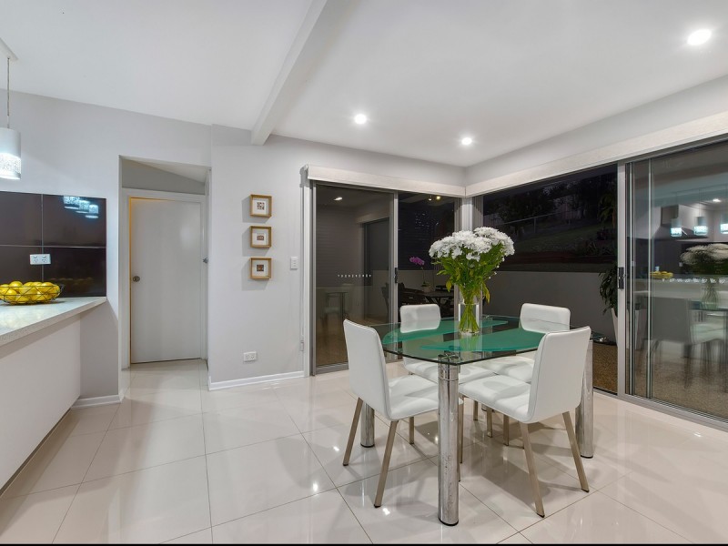 51 Wilgarning Street, Stafford Heights QLD 4053