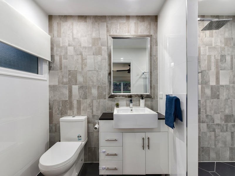 51 Wilgarning Street, Stafford Heights QLD 4053