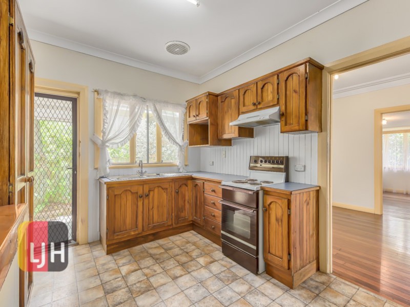 3 Lalor Street, Stafford QLD 4053