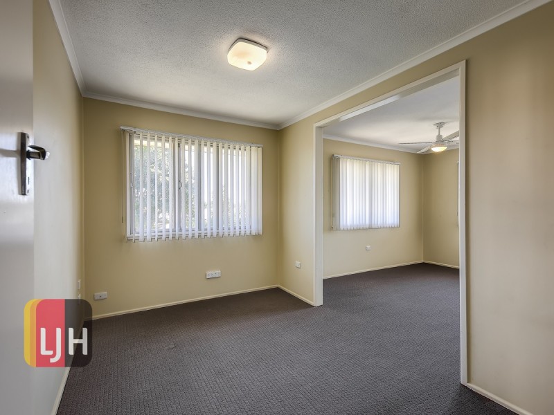 21 Darwin Street, Aspley QLD 4034