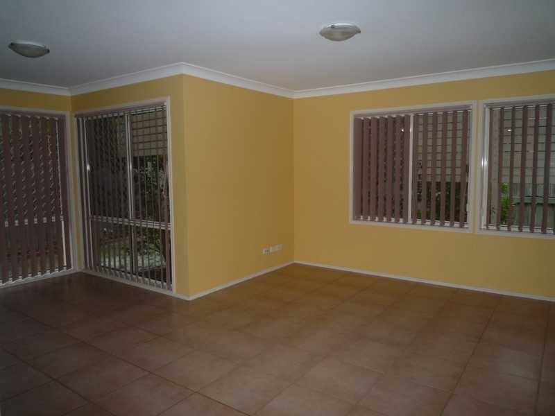 12 Hanks Place, Mcdowall QLD 4053