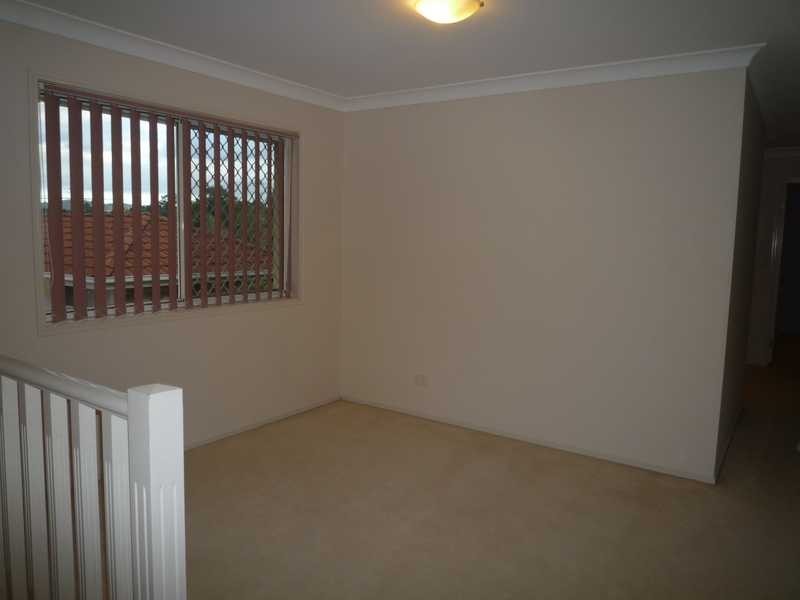 12 Hanks Place, Mcdowall QLD 4053
