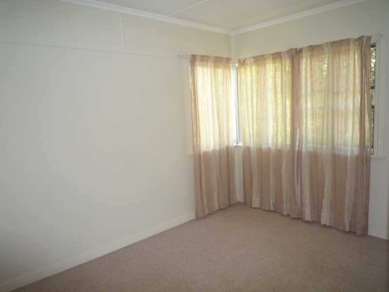 9 Allowrie Street, Stafford QLD 4053