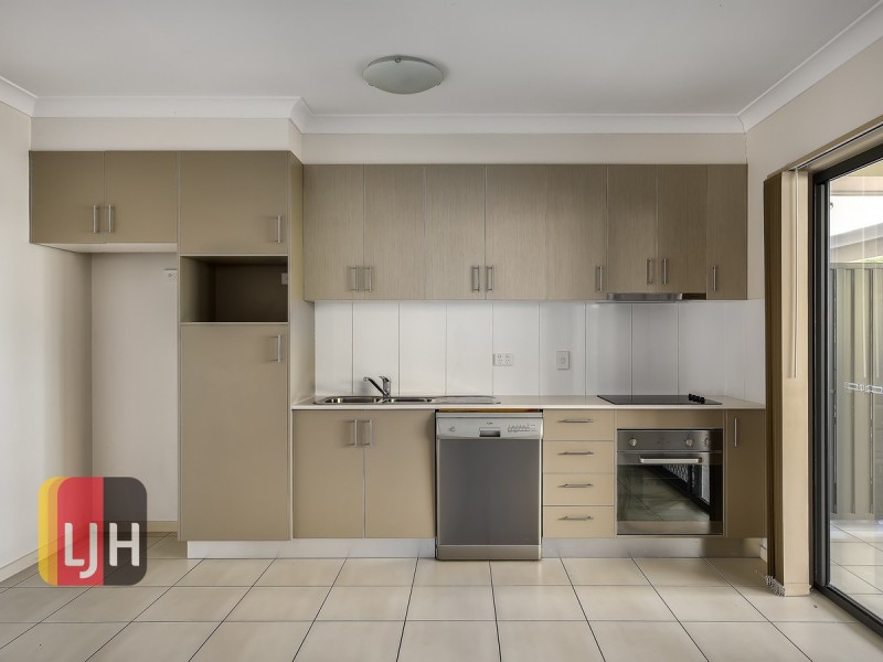 Unit 3/44 Church Road, Zillmere QLD 4034