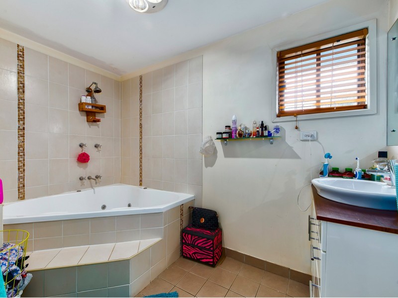 27/25 Felstead Street, Everton Park QLD 4053