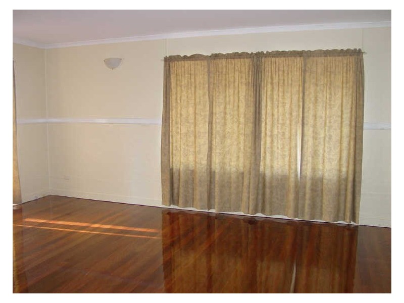 19 Oakey Street, Stafford Heights QLD 4053