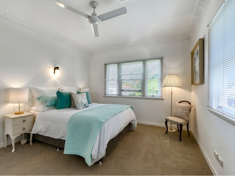 77 Broughton Road, Kedron QLD 4031