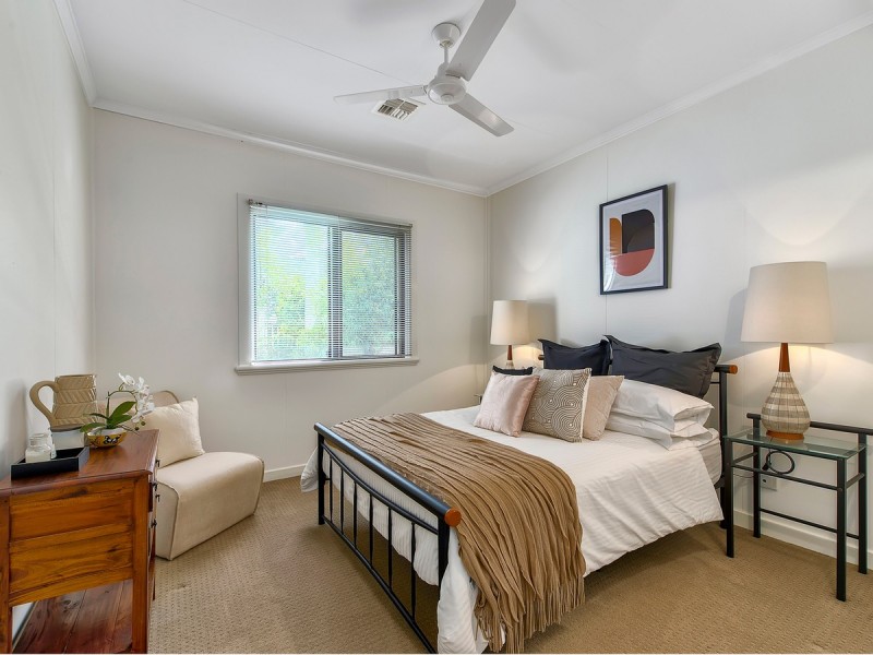 77 Broughton Road, Kedron QLD 4031