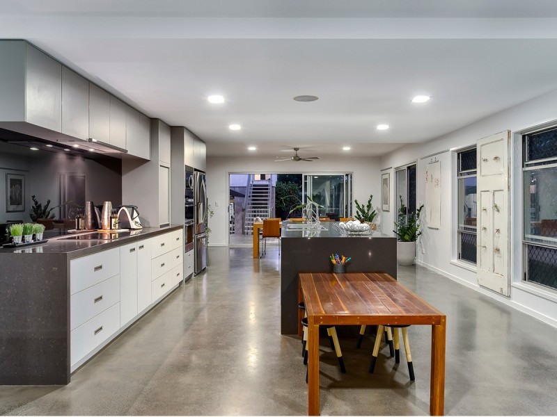 30 Dunedoo Street, Stafford QLD 4053