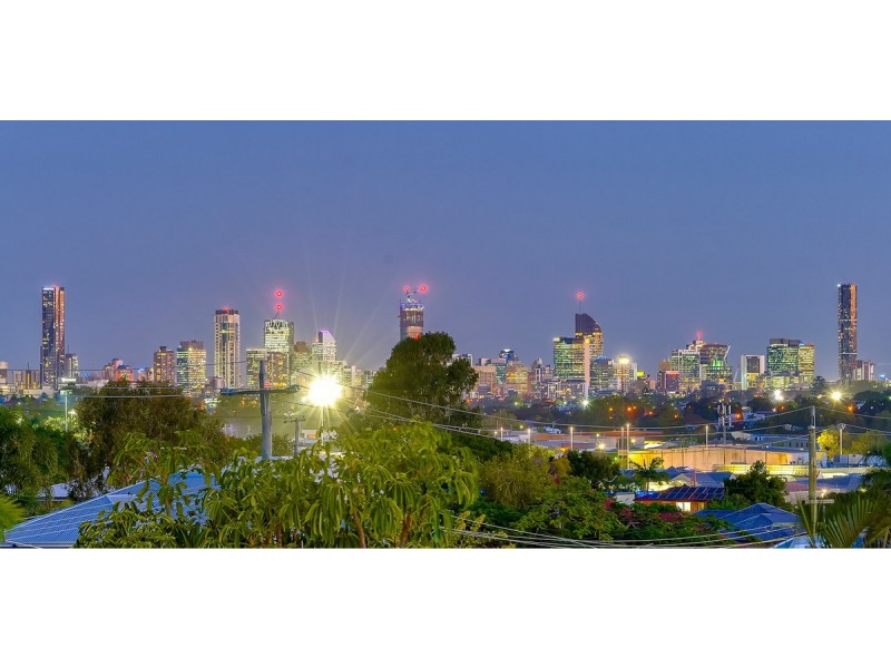 30 Dunedoo Street, Stafford QLD 4053