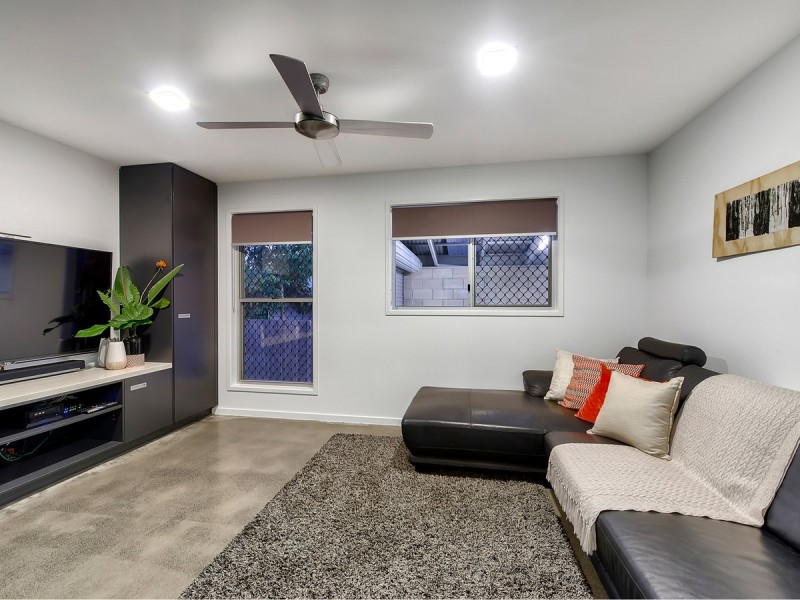 30 Dunedoo Street, Stafford QLD 4053