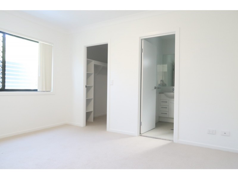 24/104 Queens Road, Everton Park QLD 4053