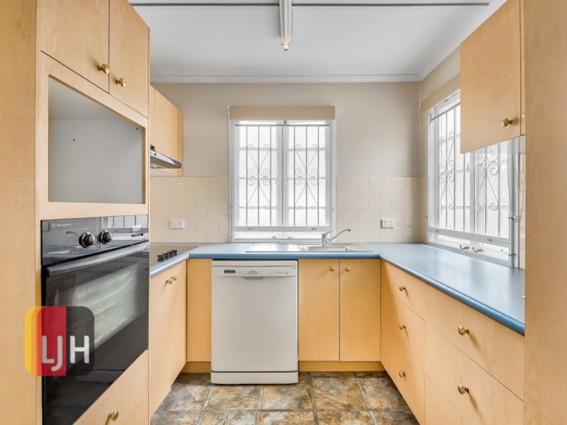 16 Cowan Street, Chermside QLD 4032