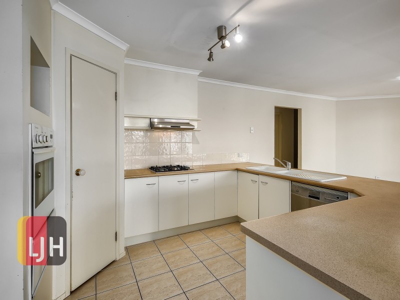 7 Harlow Place, Mcdowall QLD 4053