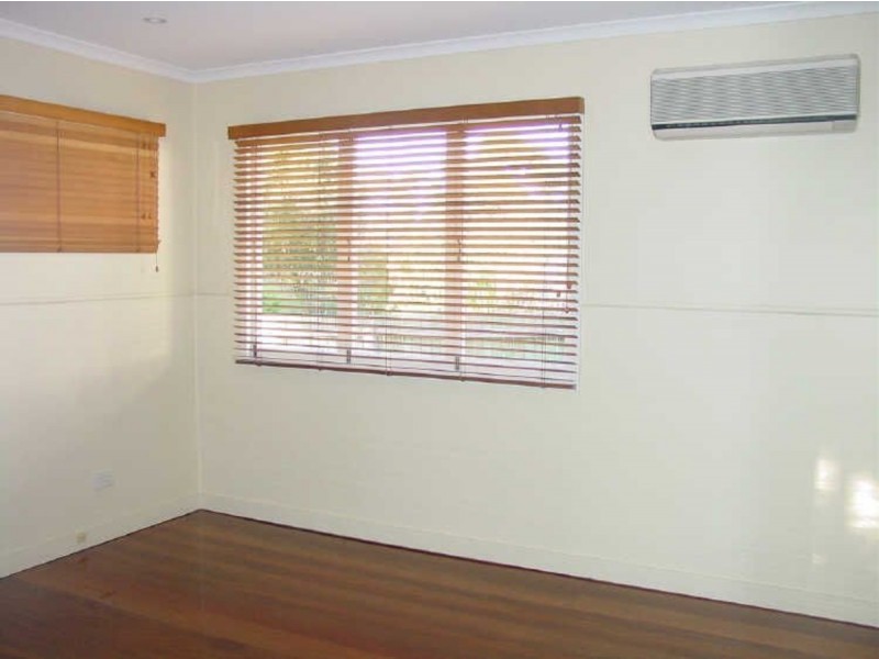 19 Oakey Street, Stafford Heights QLD 4053