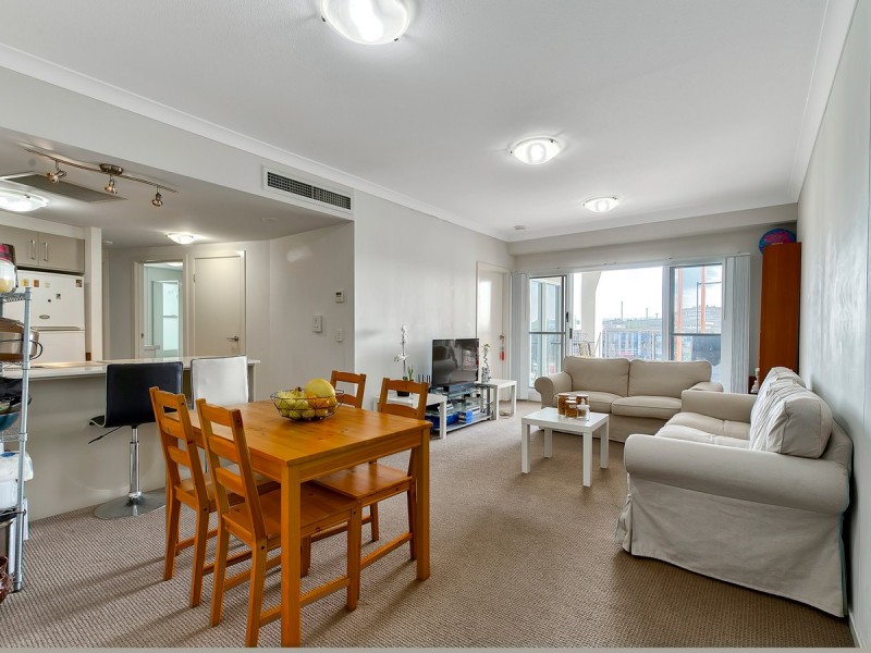 71/51 Playfield Street, Chermside QLD 4032