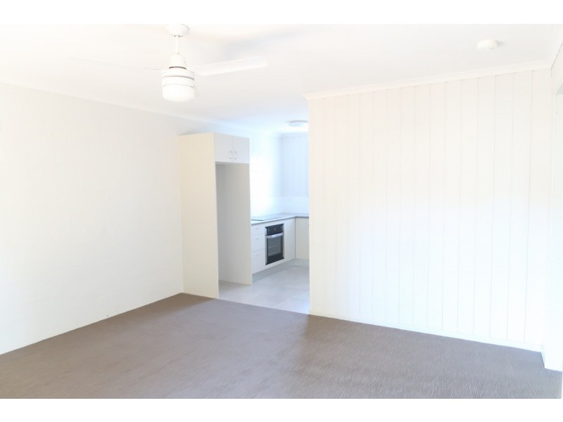 4/30 Grant Street, Redcliffe QLD 4020