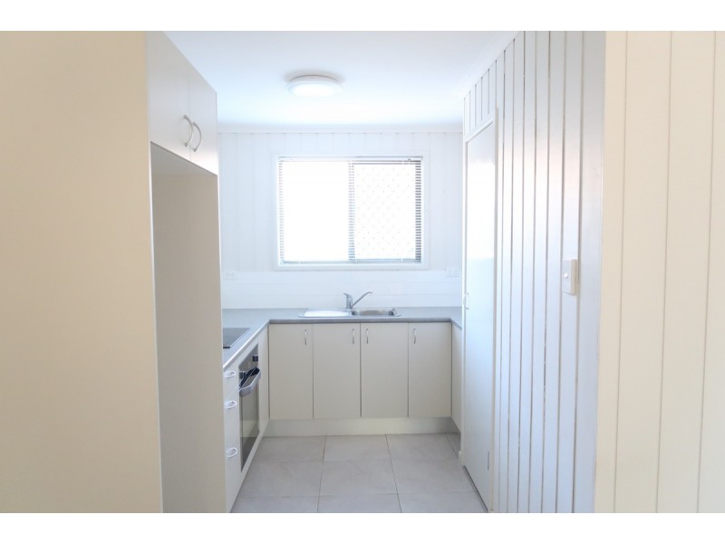 4/30 Grant Street, Redcliffe QLD 4020