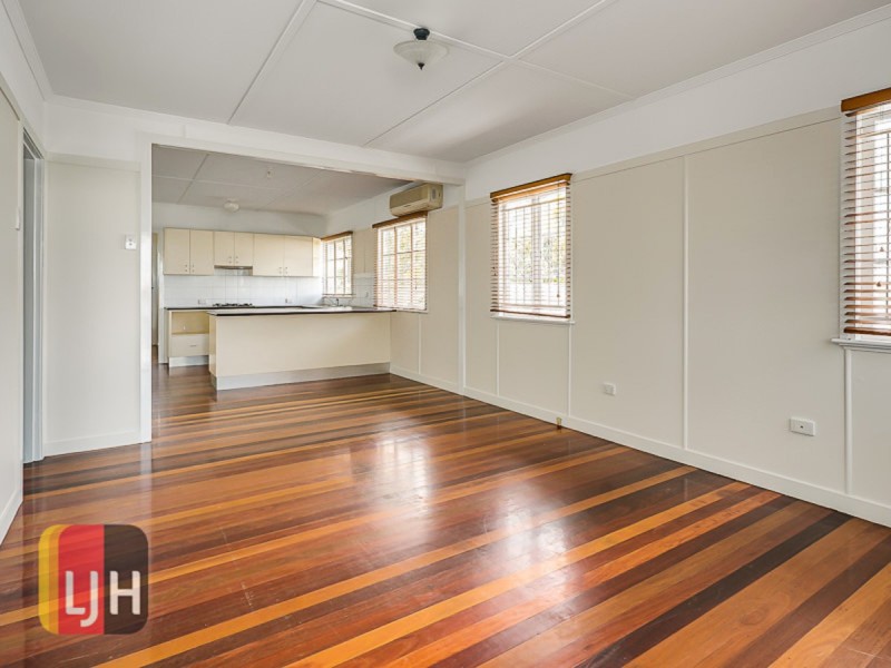 No. 19 Thuruna Street, Stafford QLD 4053