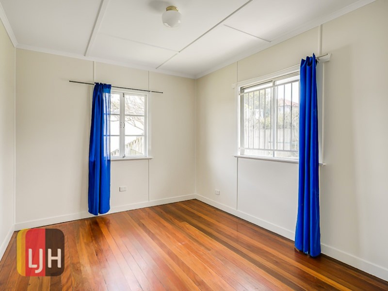 No. 19 Thuruna Street, Stafford QLD 4053