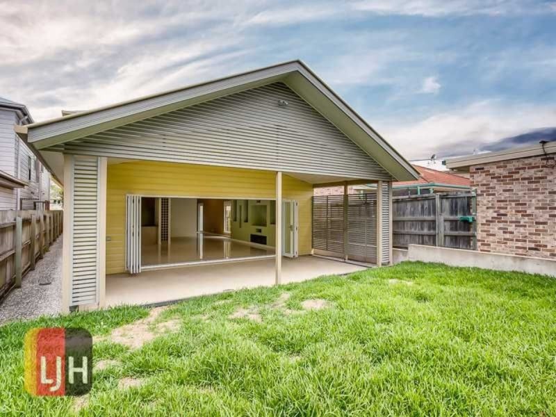 22 Armentieres Street, Kedron QLD 4031