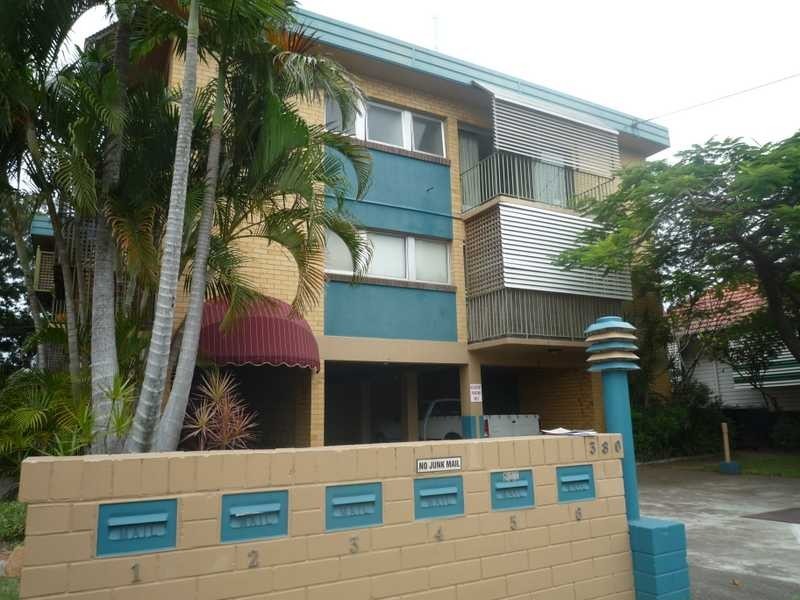 4/380 Milton Road, Toowong QLD 4066