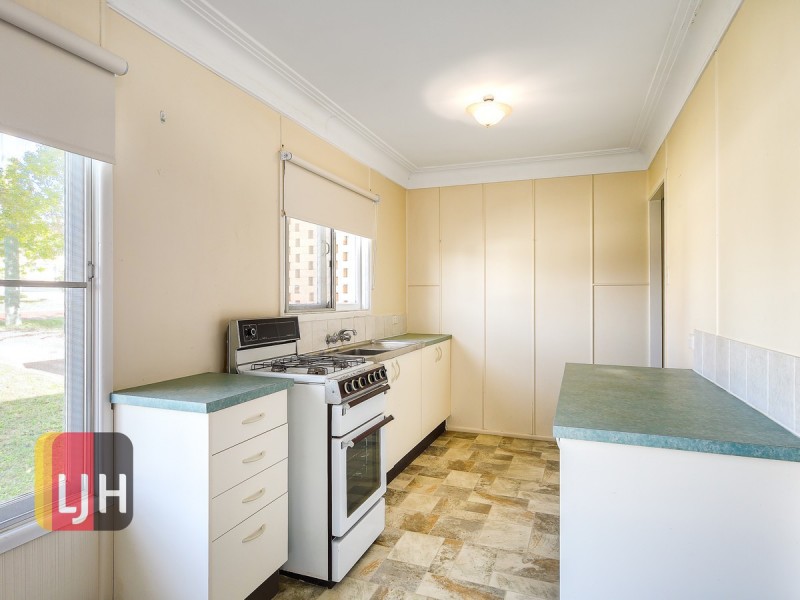 43 Basnett Street, Chermside West QLD 4032