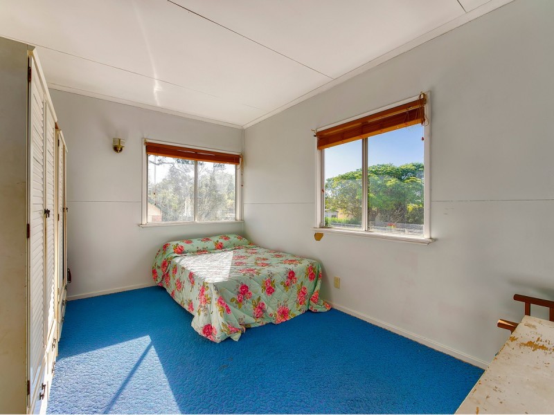 19 Sheehy Street, Stafford QLD 4053