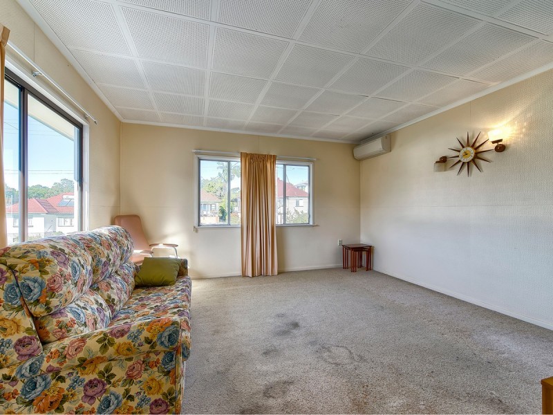 19 Sheehy Street, Stafford QLD 4053