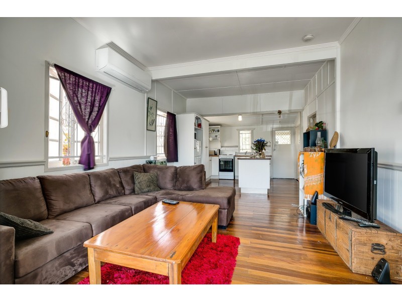 24 Broughton Road, Kedron QLD 4031