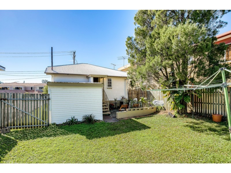 24 Broughton Road, Kedron QLD 4031