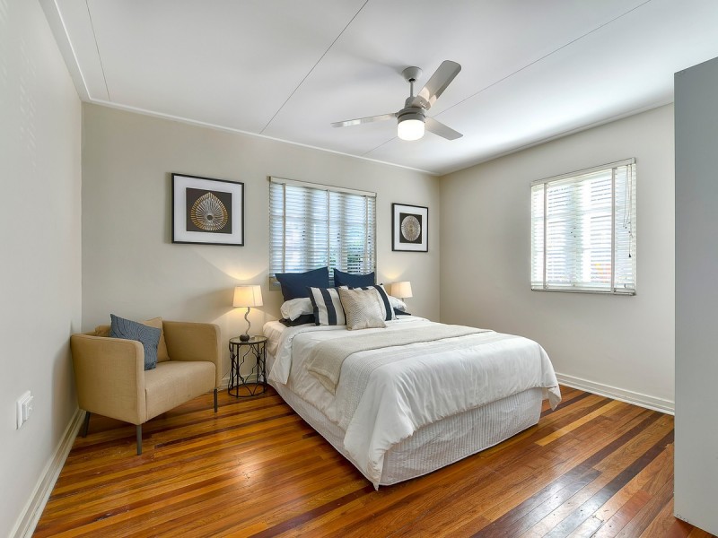 23 Theodore Street, Stafford QLD 4053