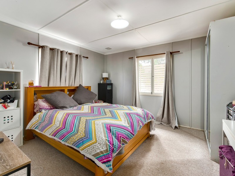 31 Jane Street, Arana Hills QLD 4054