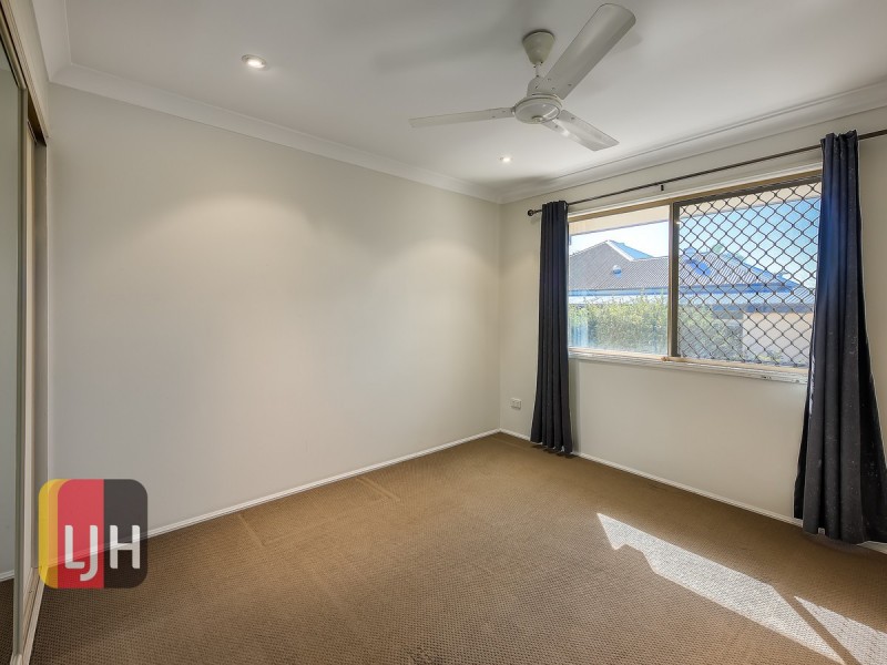 2/158 Butterfield Street, Herston QLD 4006