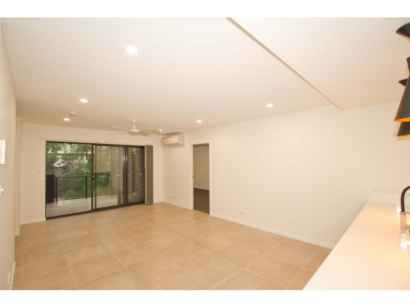 11/11 University Road, Mitchelton QLD 4053