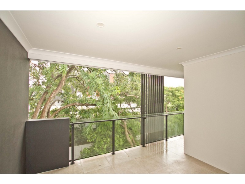 11/11 University Road, Mitchelton QLD 4053