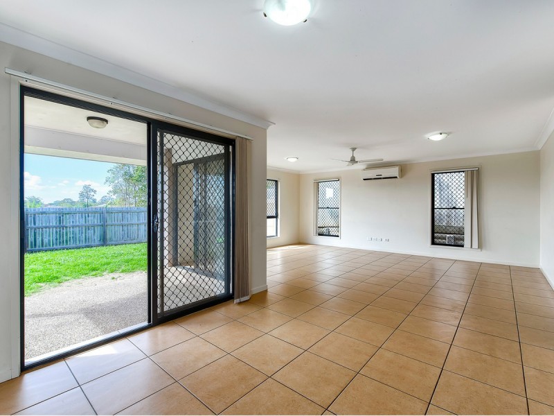 17a Diane Parade, Kallangur QLD 4503