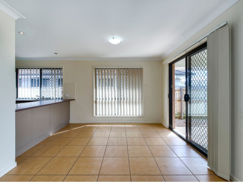 17a Diane Parade, Kallangur QLD 4503