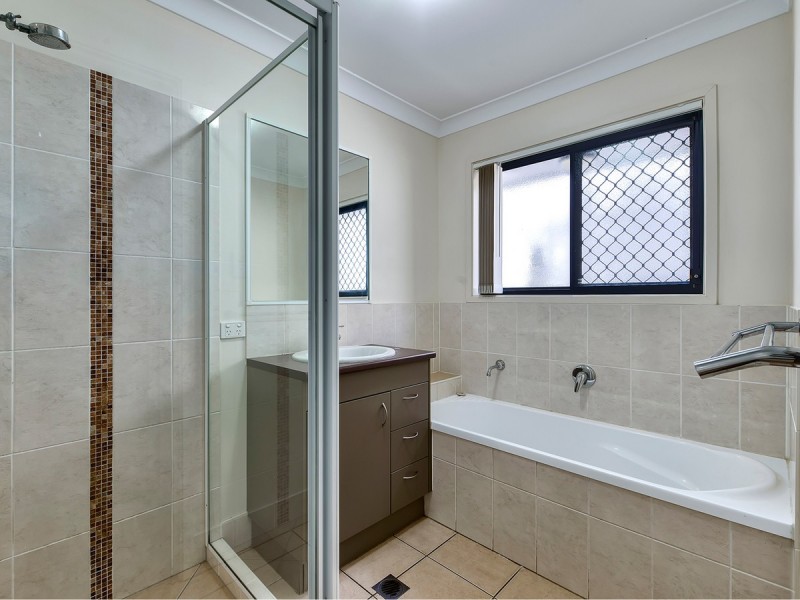 17a Diane Parade, Kallangur QLD 4503