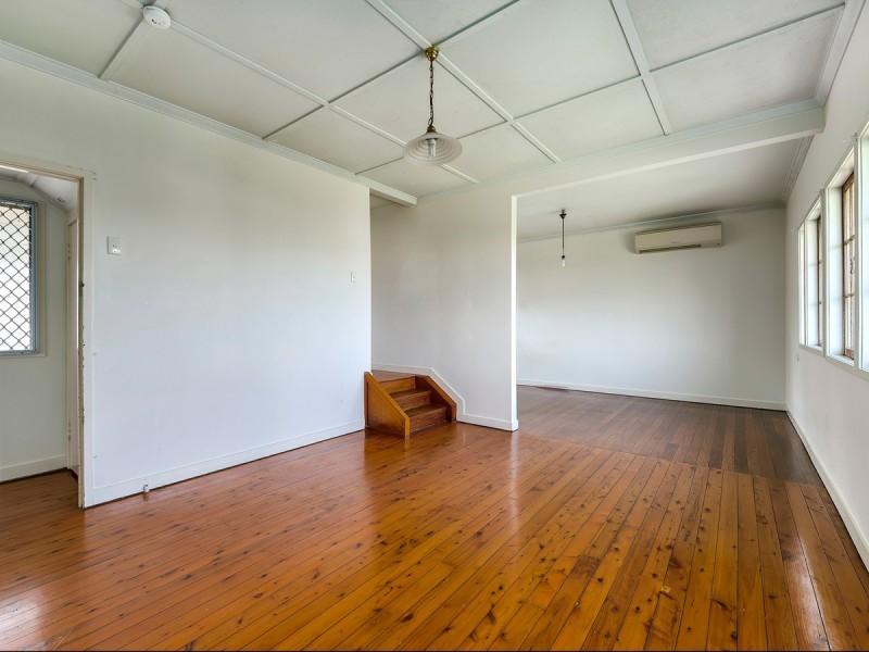 32 Winnam Street, Stafford QLD 4053