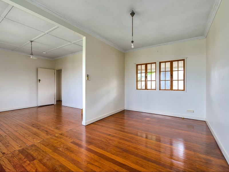 32 Winnam Street, Stafford QLD 4053